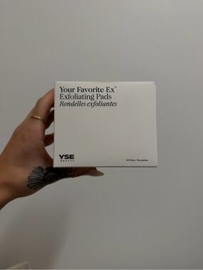 YSE Beauty Your Favorite Ex Exfoliating Pads - White